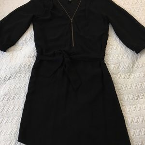 Little black dress with tie